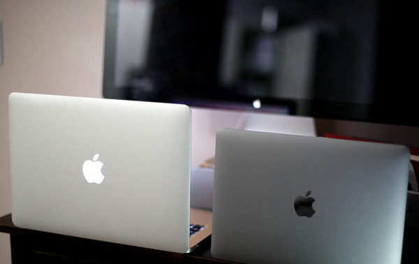发光Logo的MacBook和不带发光Logo的MacBook（图片来历网络）