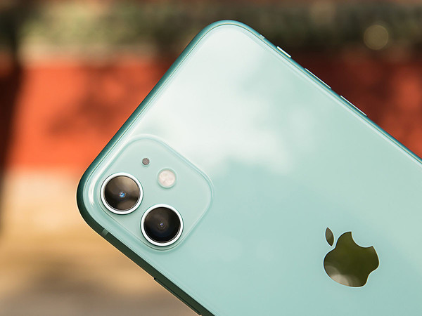 iPhone 11